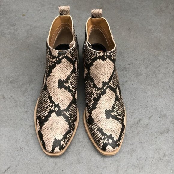 DOLCE VITA Westa women's snake skin faux leather bootie size 7 NEW - Picture 4 of 7